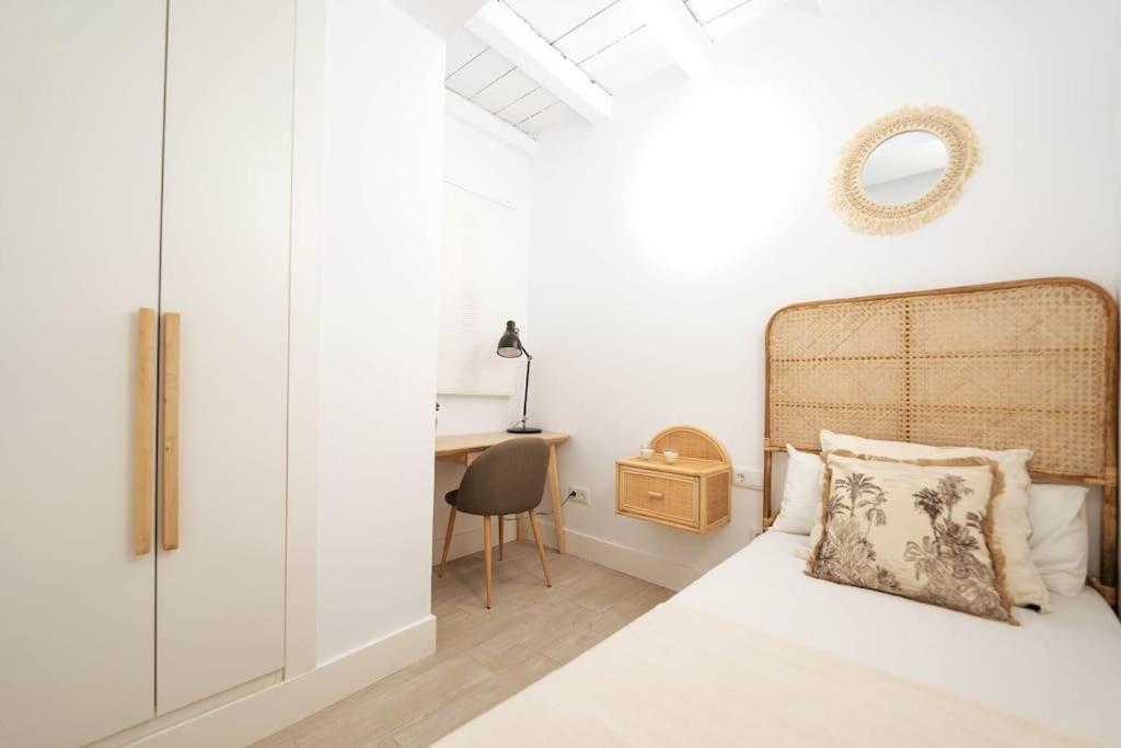 Apartamento A Estrenar En Calle Alcazares セビリア エクステリア 写真